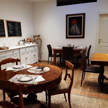 B&B S. Trinità 18 Suites&Rooms Trento Esterno foto