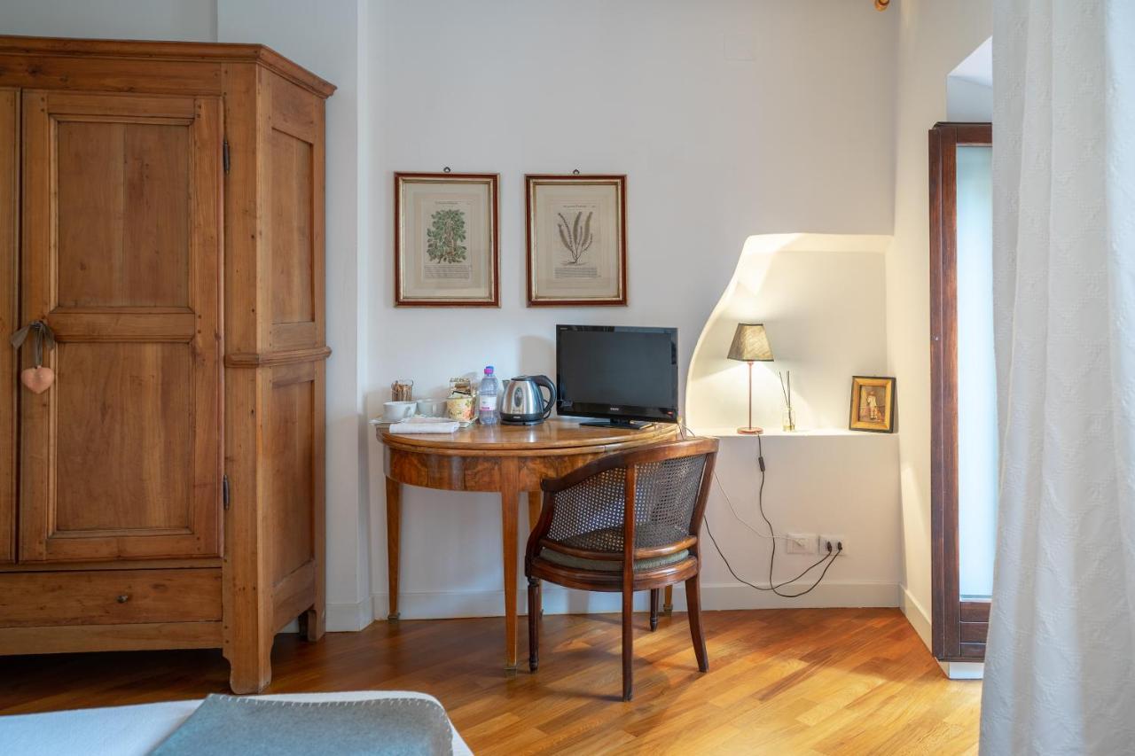 B&B S. Trinità 18 Suites&Rooms Trento Esterno foto