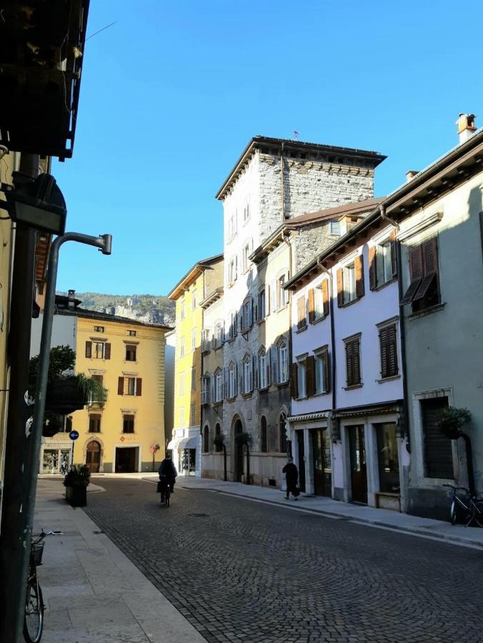 B&B S. Trinità 18 Suites&Rooms Trento Esterno foto