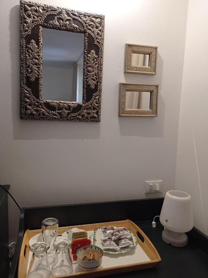 B&B S. Trinità 18 Suites&Rooms Trento Esterno foto